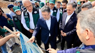 AB Tescilli Bingöl Balında Yeni Sezon Tarım Bakanı ile Başladı