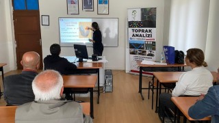 Antalya Büyükşehir’den Üzüm Üreticilerine Makine Desteği