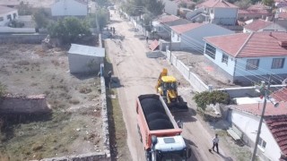 Eskişehir Büyükşehir kırsalda yolları yeniliyor