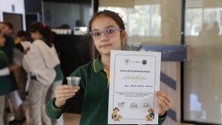 Muğla Büyükşehir öğrencilere zeytinyağı eğitimi verdi