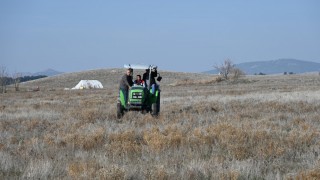 Tarım Bakanlığı Denizli’de mera ıslahı için gübreleme başlattı