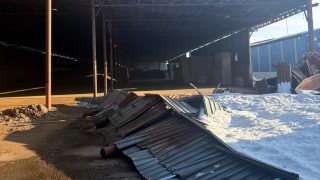 Diyarbakır Tarım Müdürlüğü 6 İlçede 23 Yetiştiriciye Çadır Desteği Sağladı