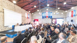 İzmir BB Başkanı Tugay kooperatiflerle tarım yol haritası çizdi