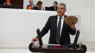 CHP’li Barut Meclis’te Ramazan Pidesiyle Tarımı Eleştirdi