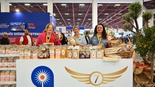 Antalya Büyükşehir, YÖREX’te Yerel Ürünleri Tanıttı