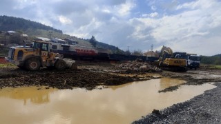 CHP'li Sarıbal: Elazığ Hazar Gölü maden projesiyle tahrip ediliyor