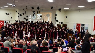 Kafkas Üniversitesi Veteriner Fakültesi Mezuniyet Töreni Yaptı
