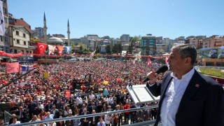 Özgür Özel’den Rize’de Çay Çıkışı: Kilosu 40 Lira Olmalı