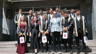 Kars VHO: Kars’ın İlk Veteriner Sağlık Teknisyenleri Mezun Oldu