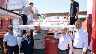 Denizli Büyükşehir, Kale’de 485 üreticiye sera naylonu dağıttı