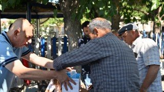 Manisa'da üreticilere KKKA riskine karşı parazit desteği