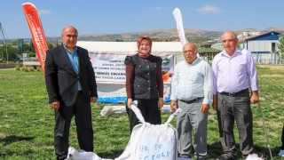 Bingöl’de 15 Arıcıya Organik Bal İçin Sağım Çadırı Verildi