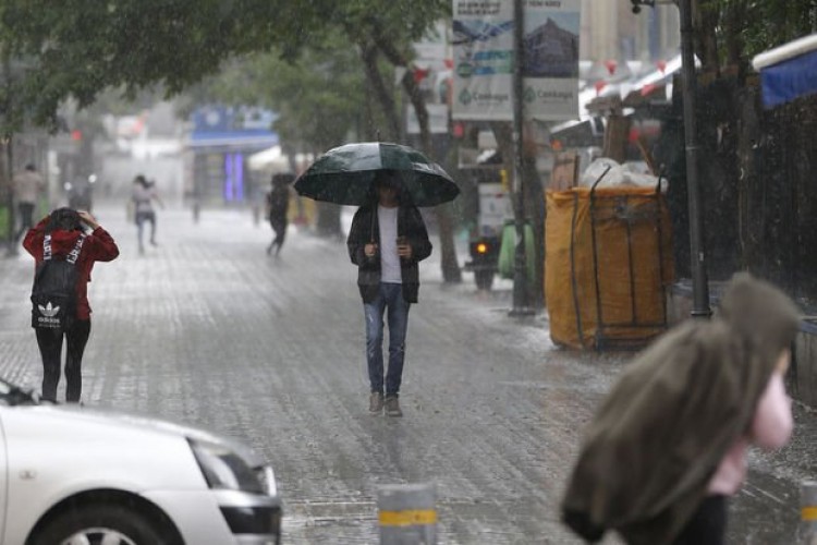 FLAŞ! Meteorolojiden kuvvetli gök gürültülü sağanak uyarısı