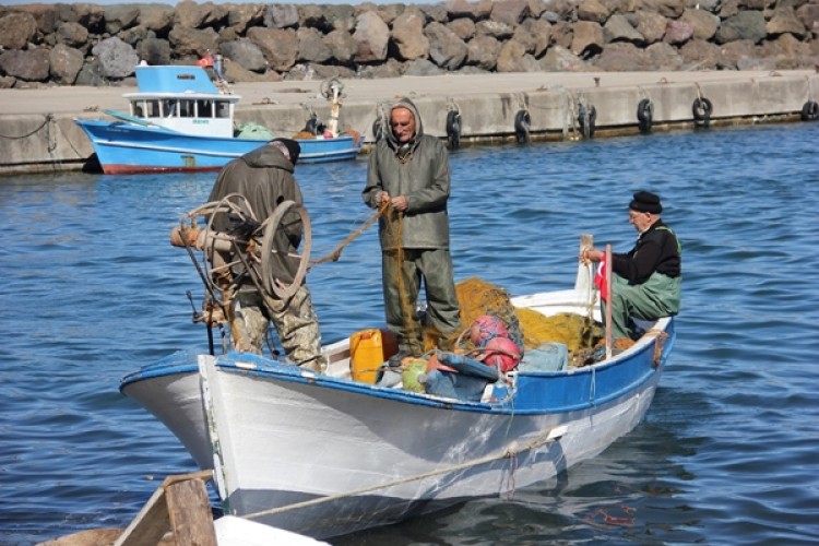 Giresun’da Geleneksel Kıyı Balıkçılarına Destekleme Ödemesi Yapıldı