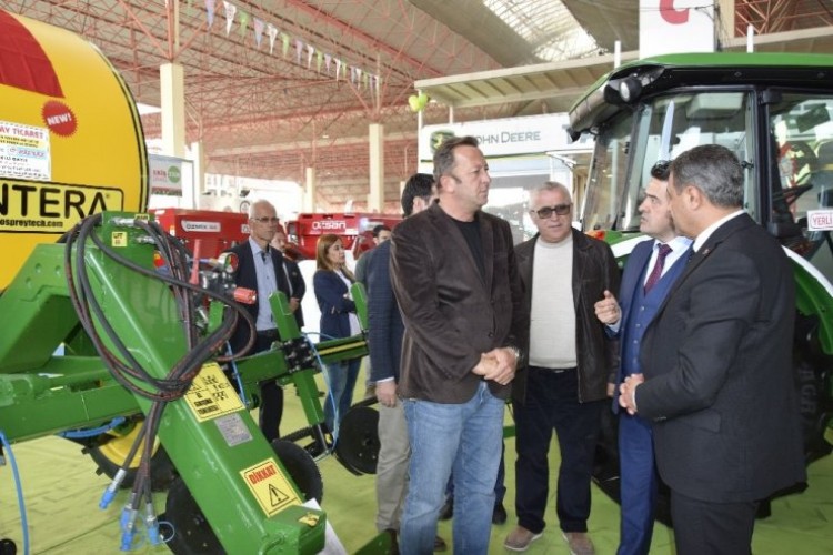 Türk Mühendis Tarımda Çığır Açacak Sıvı Gübreleme Teknolojisi Üretti