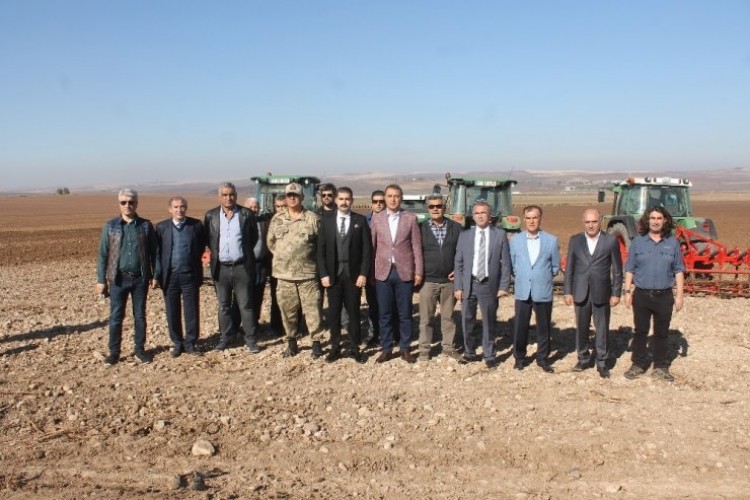 Bismil’de Macar Fiğ Tarla Günü etkinliği düzenlendi