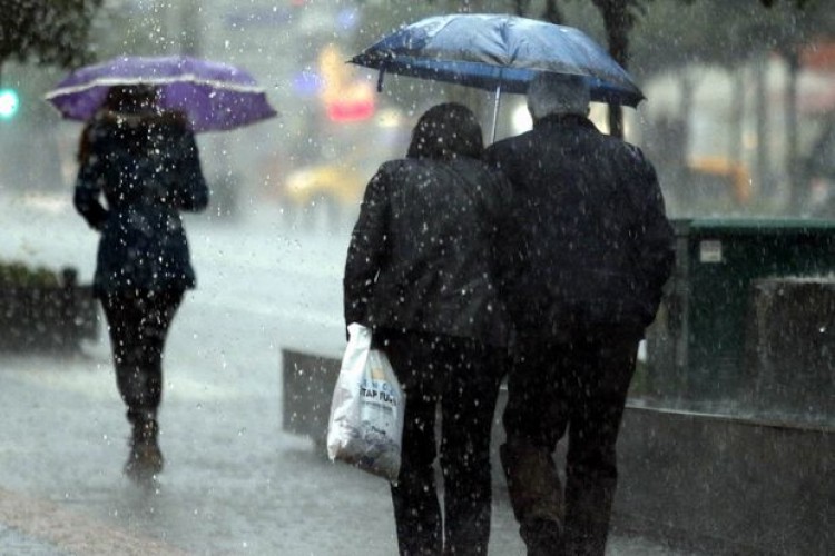 Meteoroloji'den Kuvvetli Yağış Uyarısı