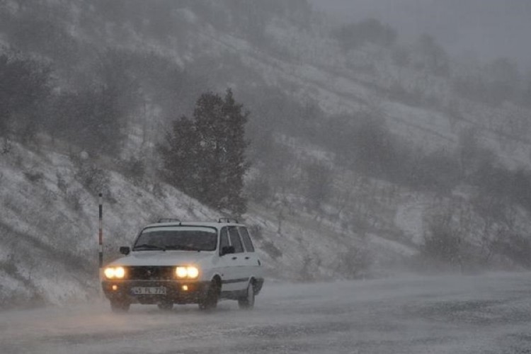 Meteoroloji uyardı! Yeni hafta kar ve fırtınayla başladı!