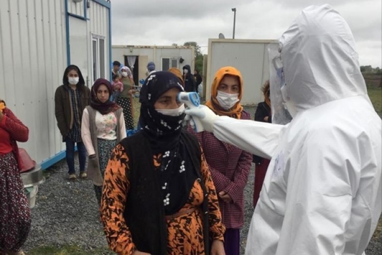 Bafra’da Mevsimlik Tarım İşçilerine Kovit-19 Tedbirleri Anlatıldı