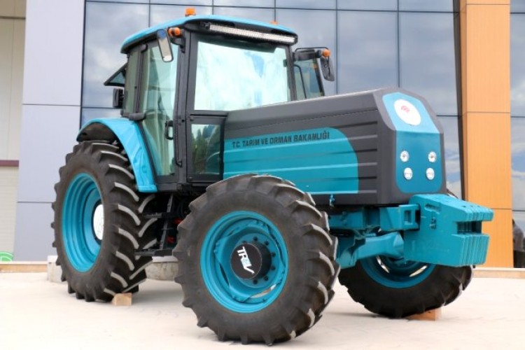 Türkiye'nin ilk yerli elektrikli traktörü Kocaeli'de üretilecek