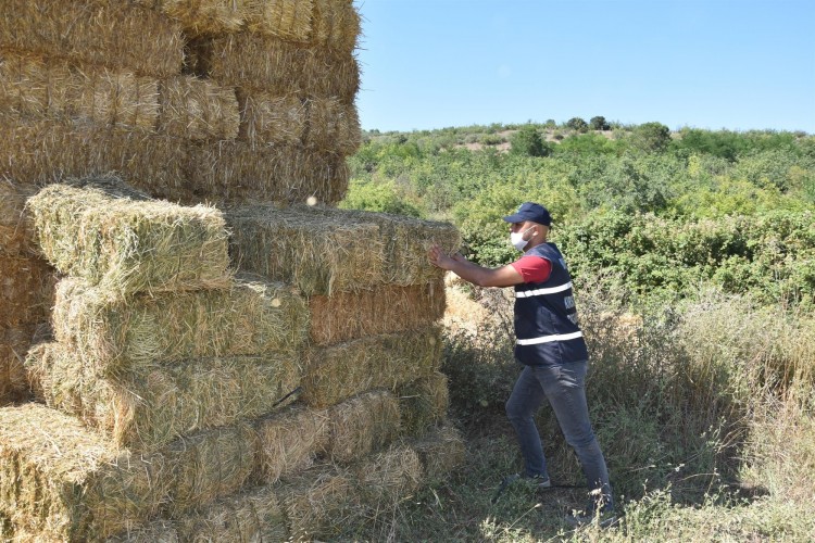 Balıkesir Büyükşehir Belediyesi'nden Üreticilere Yem Desteği