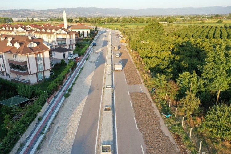 Çekirdeği Kurutmak İçin Çevreyolunun Birer Şeridini Kapattılar