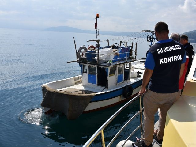 Yasa dışı su ürünleri avcılığına geçit yok