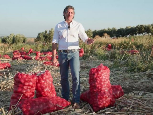 Sencer Solakoğlu: Soğanda plansız üretim fiyatları yükseltti